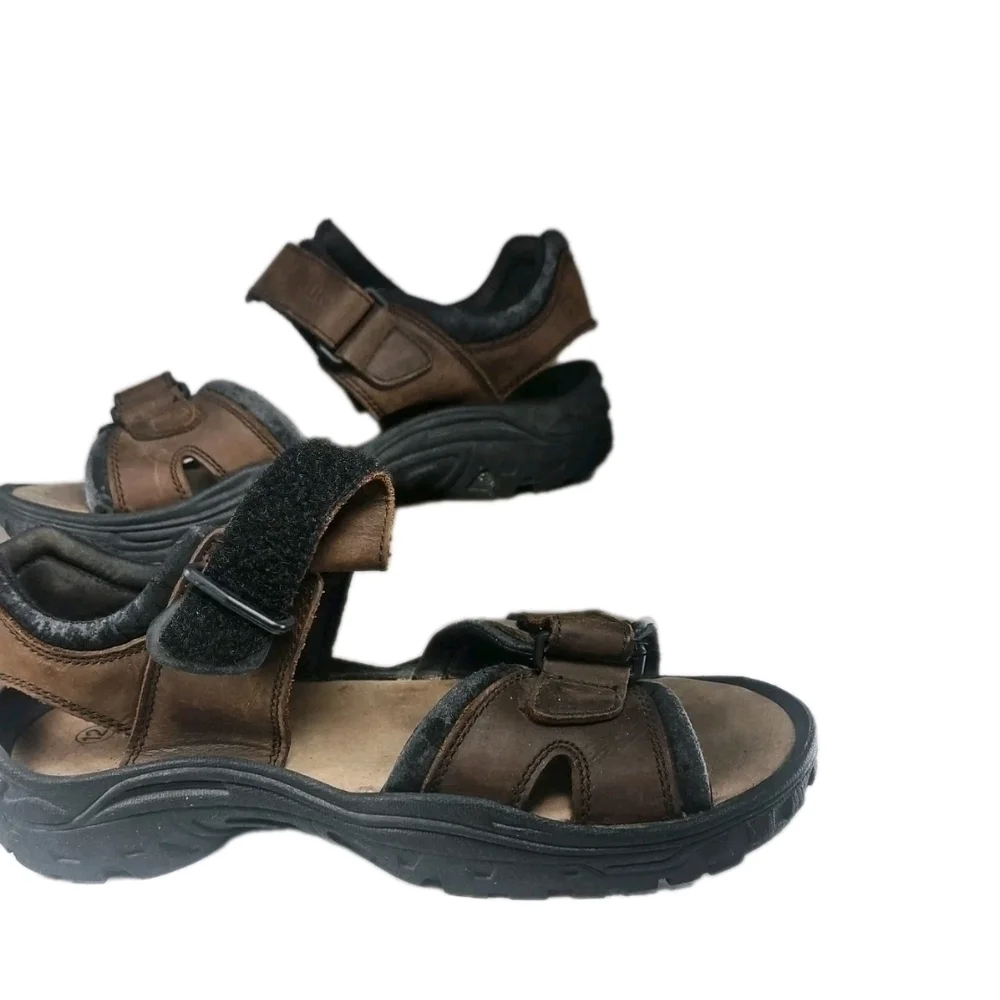 Earth Men's Sz11.5 Brown and Black Sandals Strap